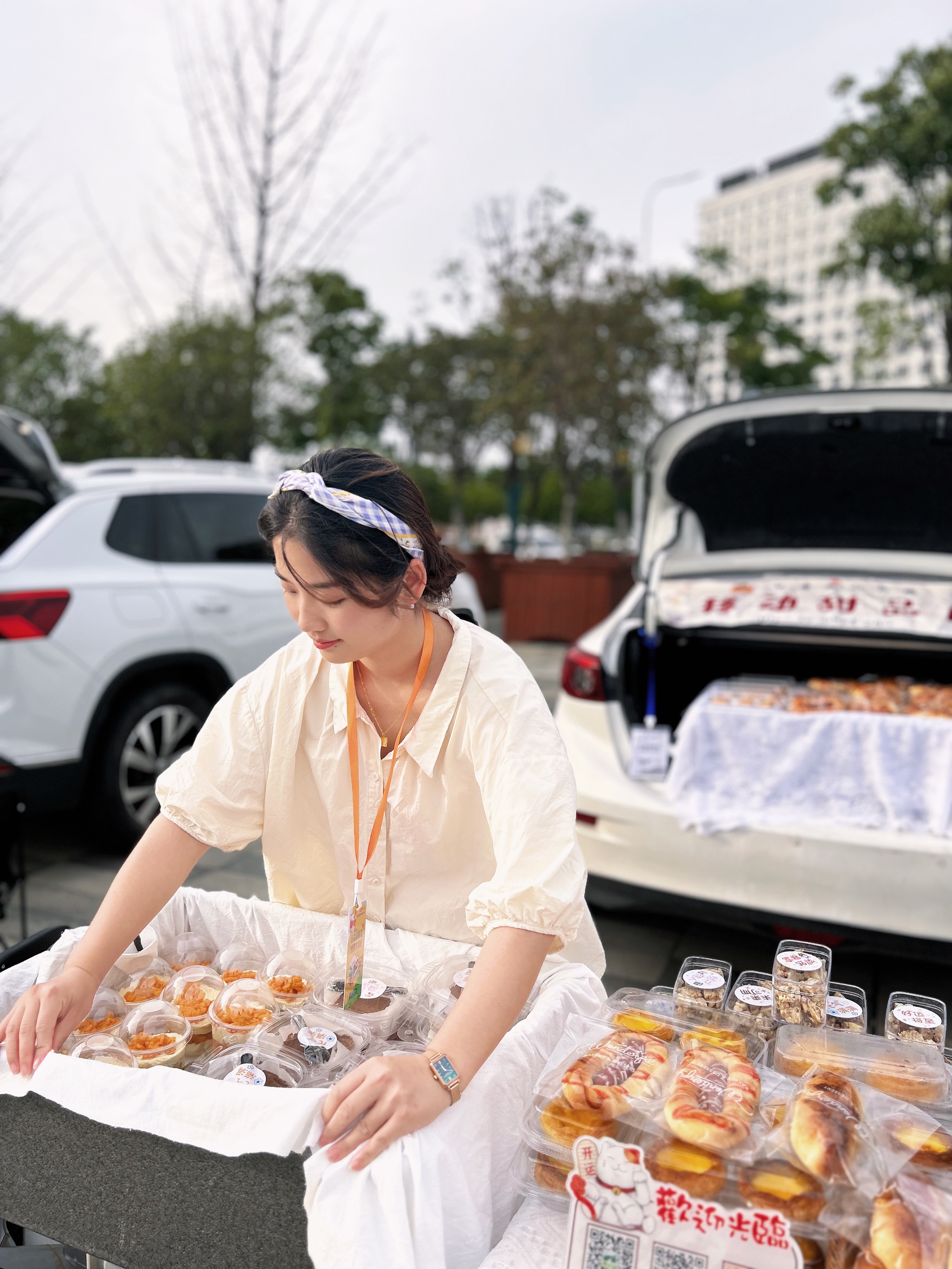 不想上班的的年轻人都在干嘛,现在的年轻人都不努力工作