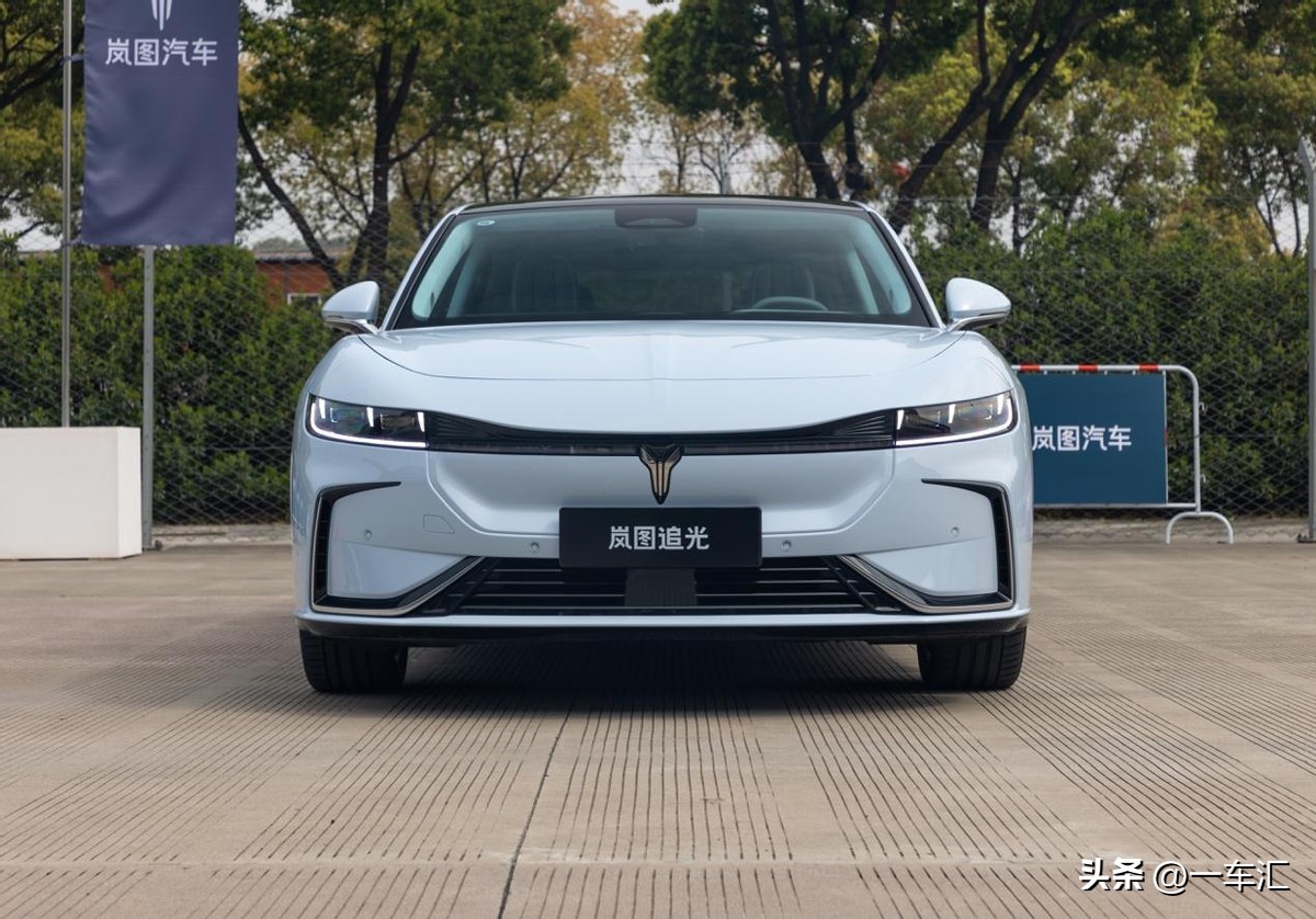 岚图追光vs蔚来et5旅行版,蔚来et5旅行版蔚来et6