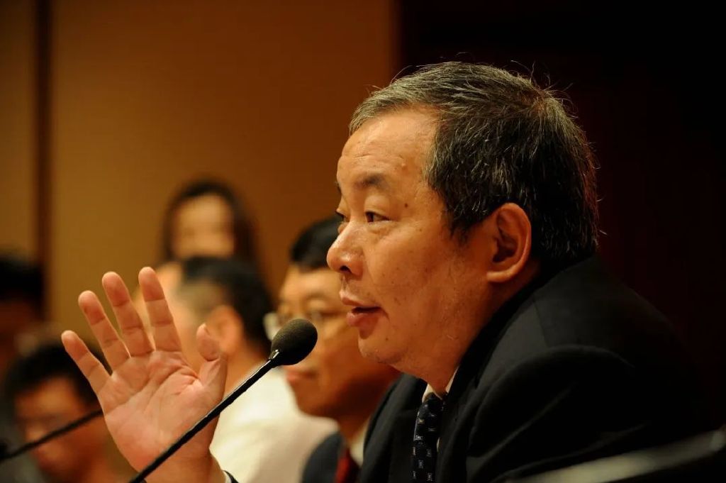 现在地产大佬们的现状,一代地产枭雄从此谢幕