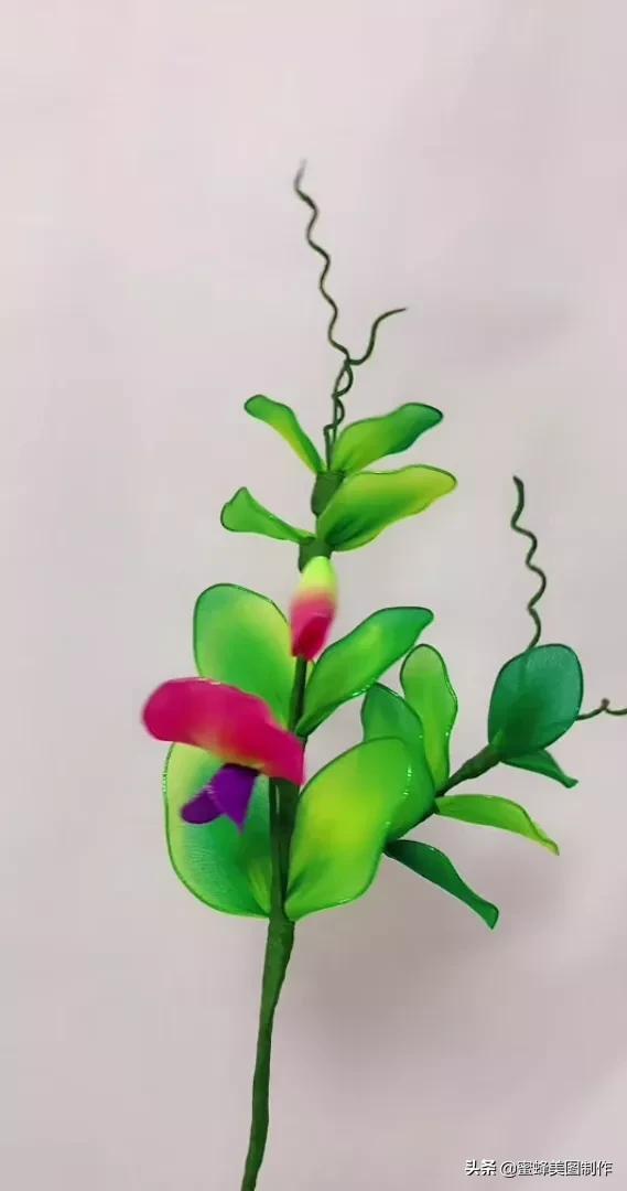 高手在民间根雕做得栩栩如生,看起来很牛逼的手工制作