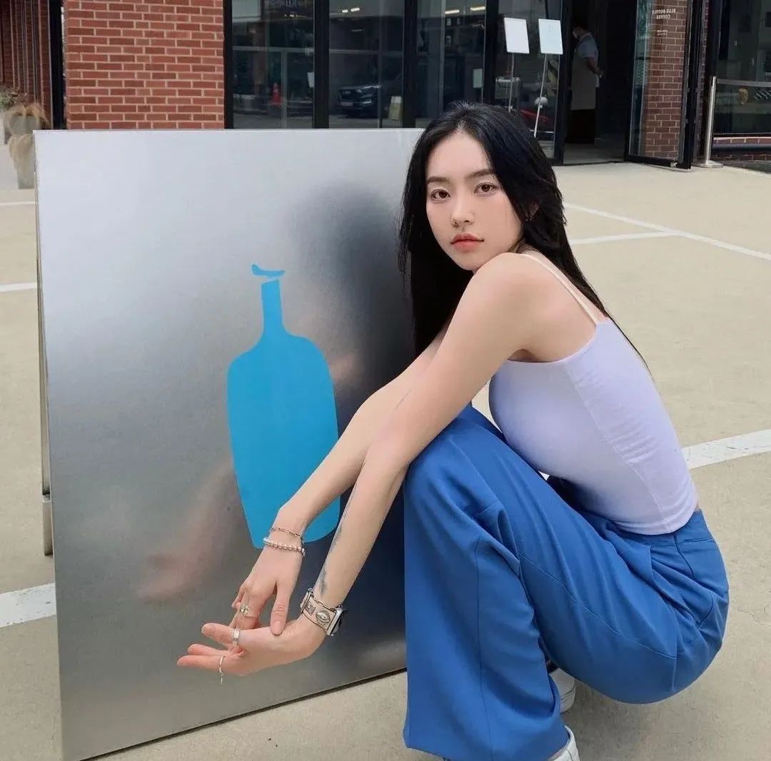 适合胖女生的裤子和衣服推荐,180斤矮胖女穿哪种裤子