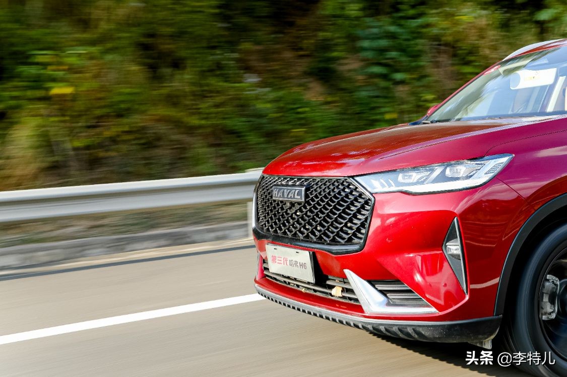 一箱油跑900km几乎做到零故障,第三代哈弗h6保养超了100公里