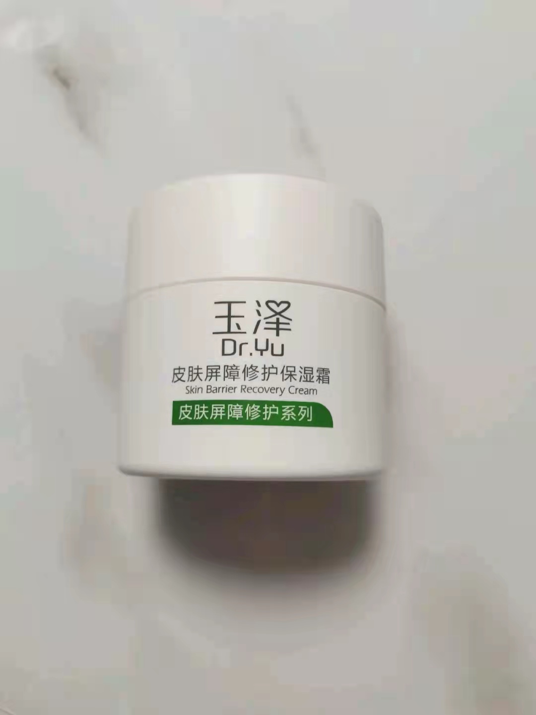 干性皮肤适合用的面霜哪个牌子,什么牌子的面霜适合混合肤质