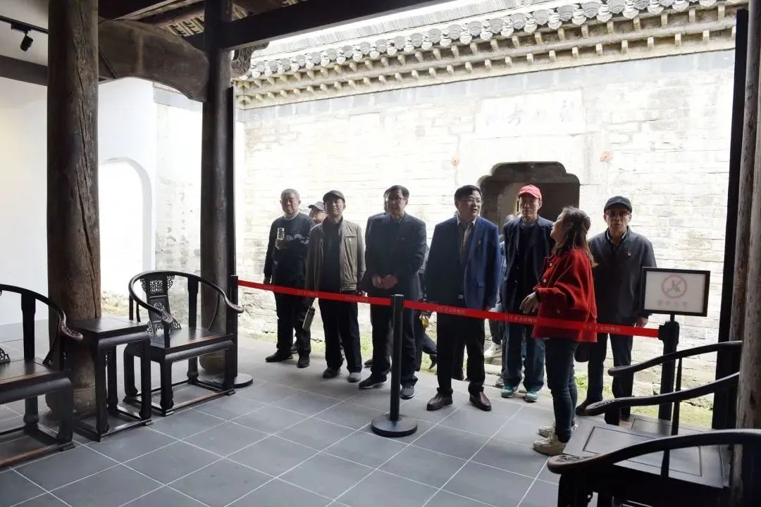 清明缅怀革命先烈赓续红色基因,清明缅怀革命先烈传承红色记忆