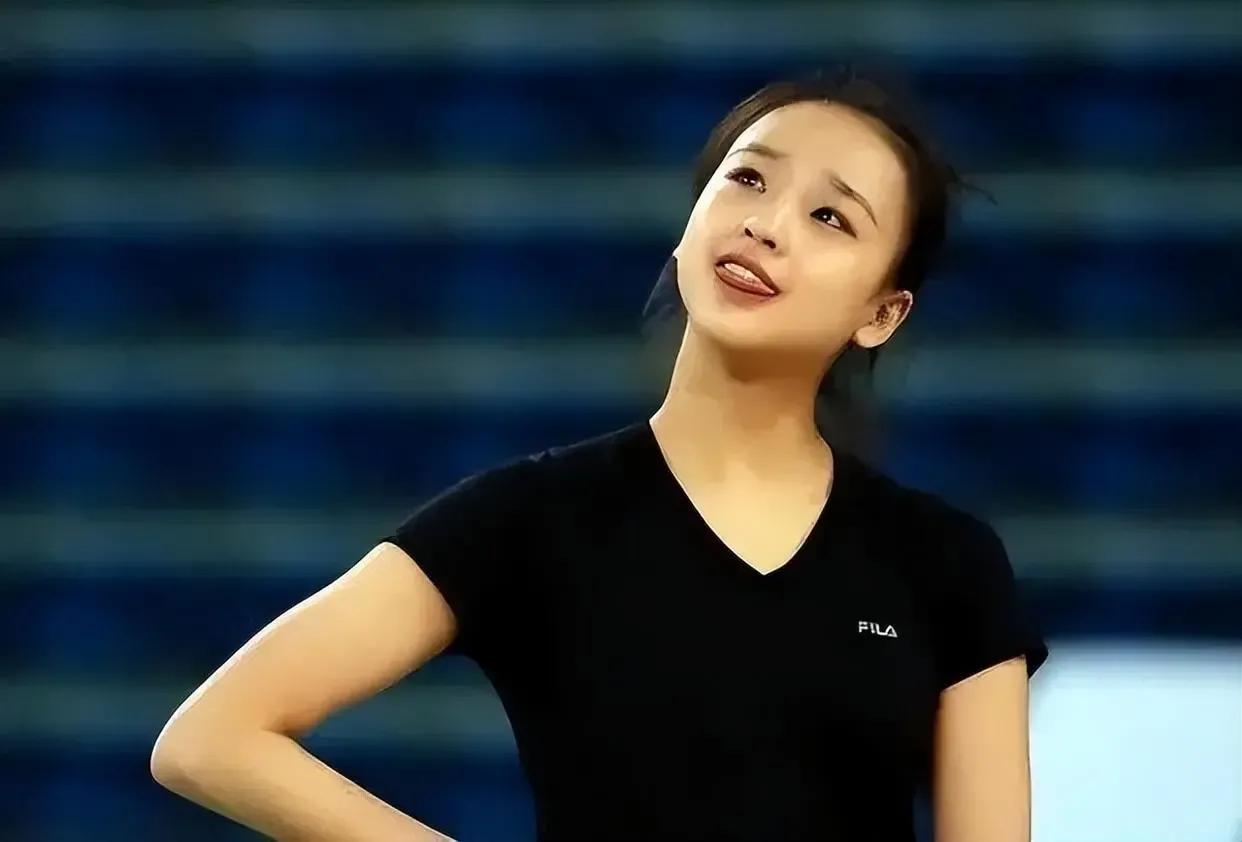 韩国体操队许昭英和中国裁判,韩国体操名将许昭英多高多重