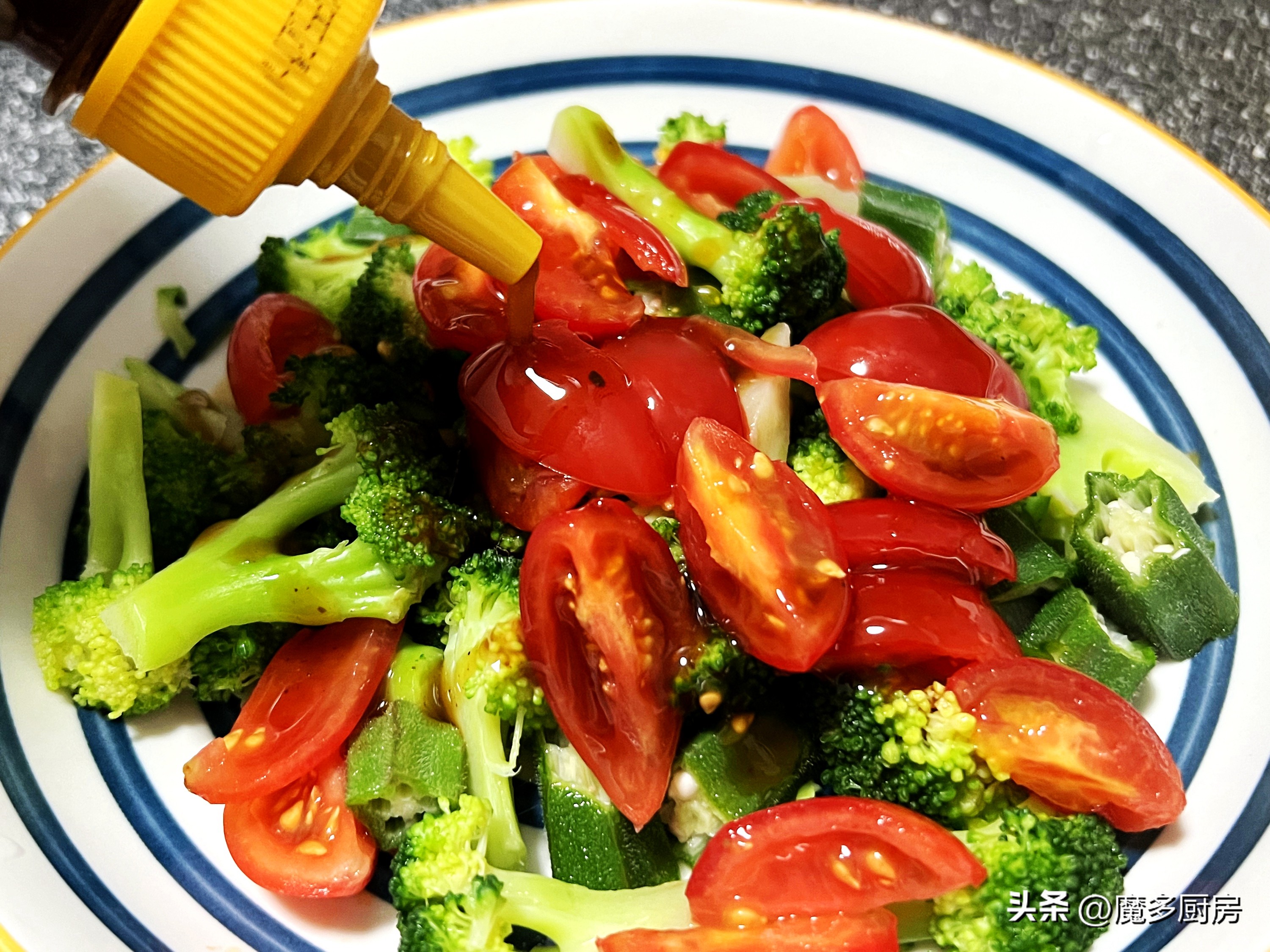 减脂餐食谱14天十斤,130斤一周三餐减脂餐食谱