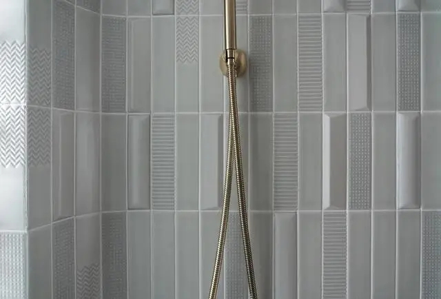 离婚女人买了个30平米房子,32岁靠自己买车买房