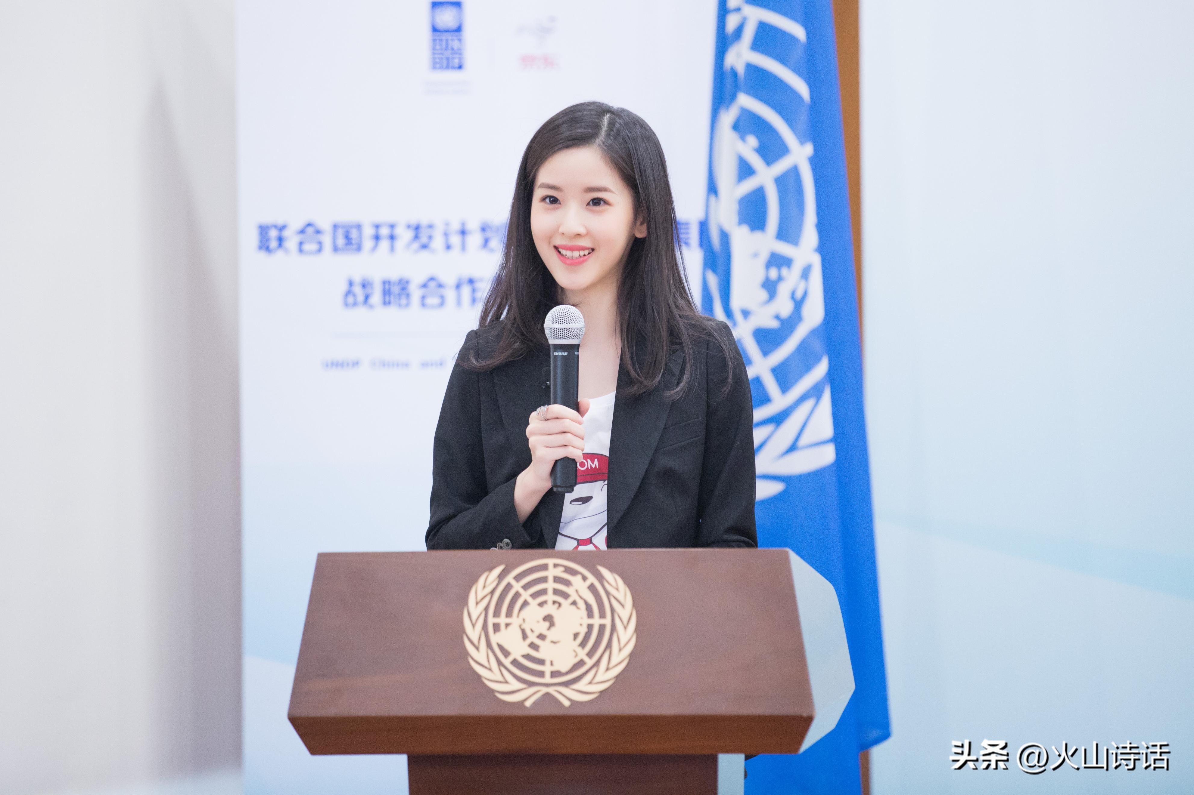 春风十里，不如你！章子仪与章泽天同框，会产生怎样的化学反应？