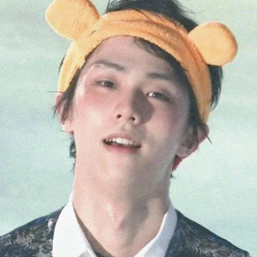 女头像ins高级感阳光图文,女生头像真人ins高级质感半脸图片