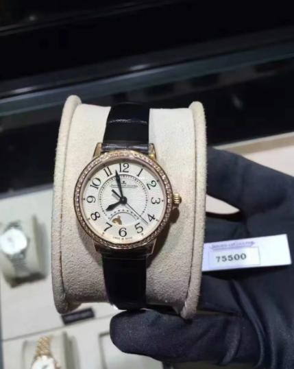 华人在迪拜的奢侈生活,迪拜的消费到底有多高