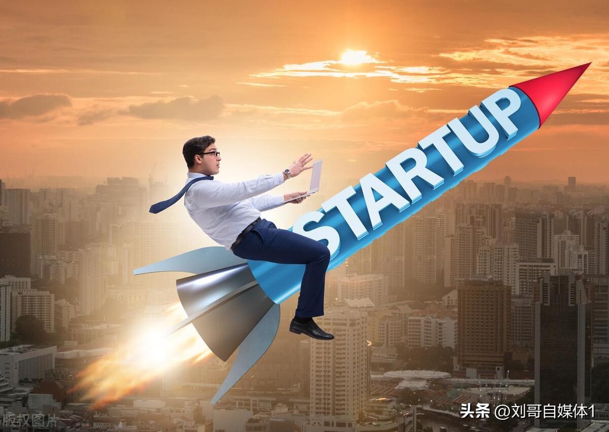 揭秘自媒体搞钱模式,大学生做自媒体怎么搞钱