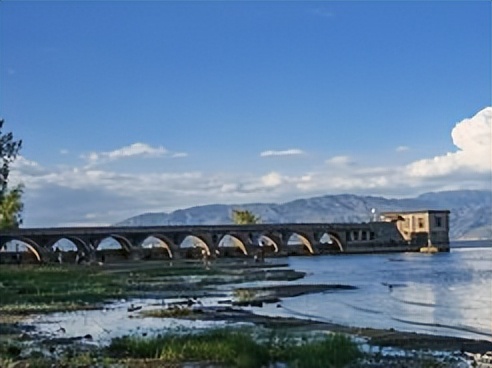 成都香格里拉十日游,昆明大理丽江香格里拉六日游报价