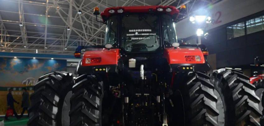 中国东方红拖拉机多少钱一台,中国东方红拖拉机704多少钱