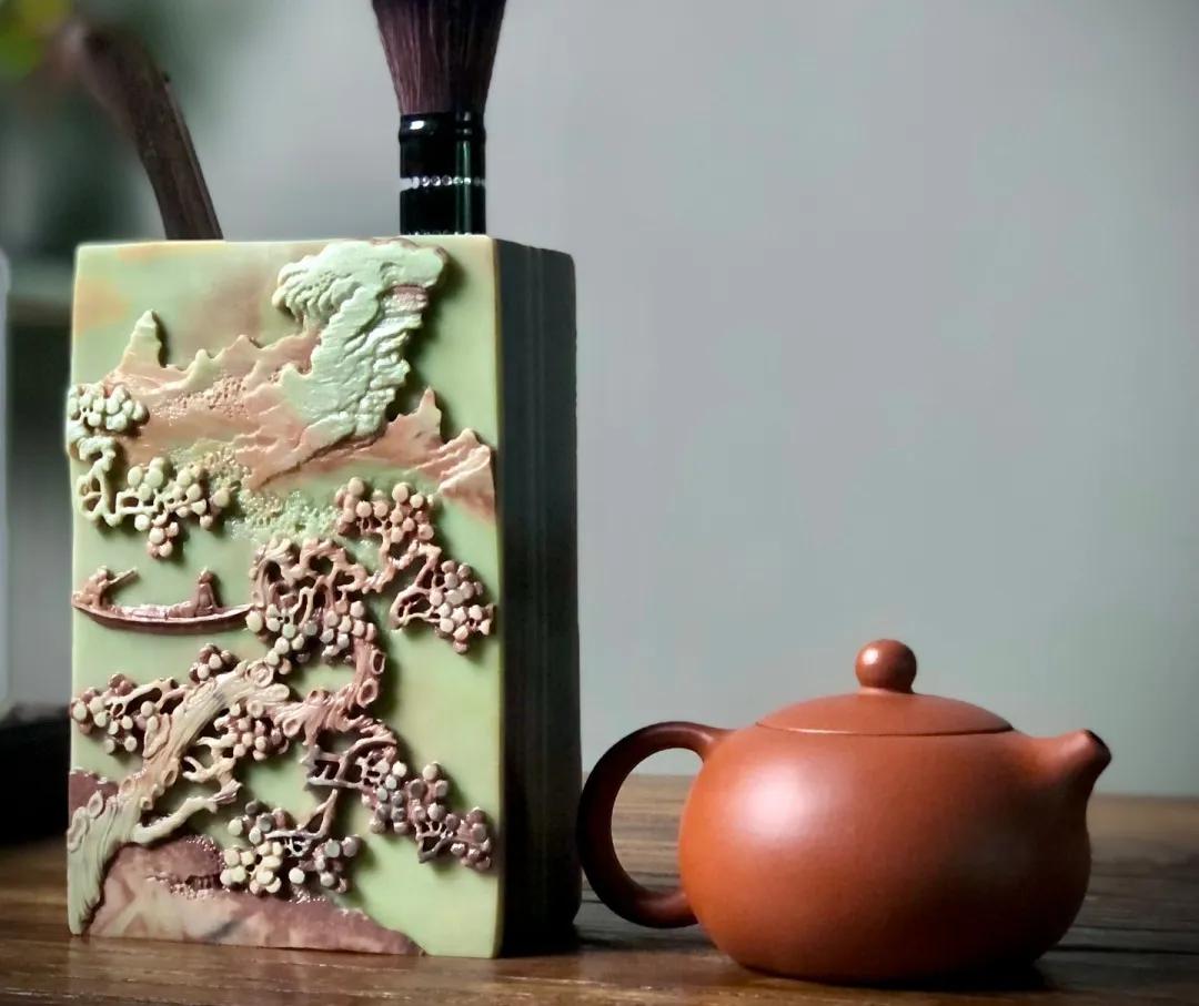 贵州紫袍玉带石雕有限公司,贵州紫袍玉工艺品