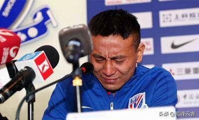 足球运动员毛剑卿,毛剑卿说18岁以前没踢过正规足球