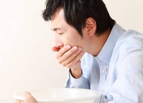 熬夜引起的心脏不适怎么缓解,熬夜后胃部一直有不适感怎么办