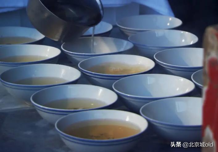 正宗茉莉花，地道北京味儿，老北京人打小儿喝到大，就好这一口儿