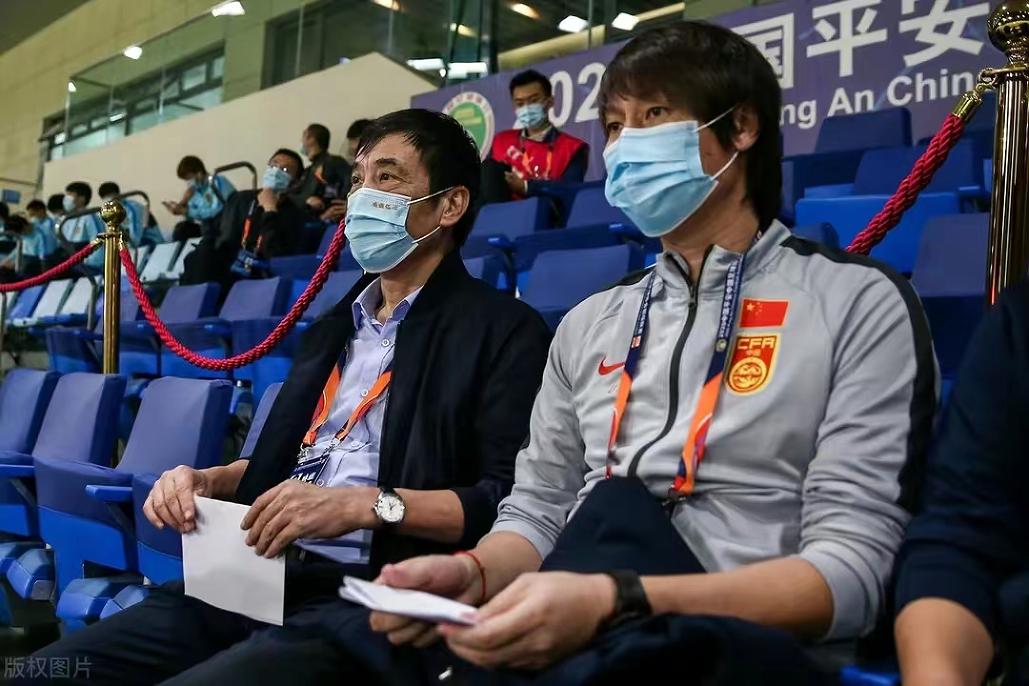 国足出征新西兰期待展现新面貌,国足去日本花费