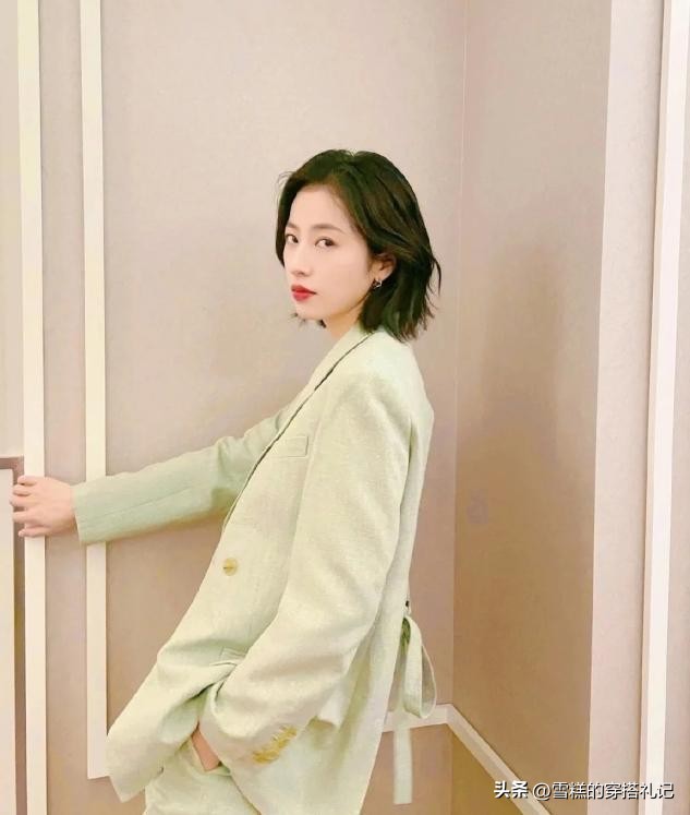 黑长直今年流行短发个个减龄气质,减龄黑长直短发