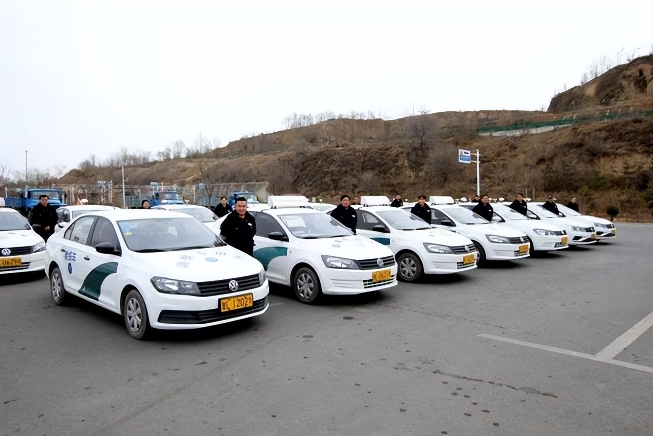 驾校vip班教练态度,驾校教练态度恶劣可以退学费吗