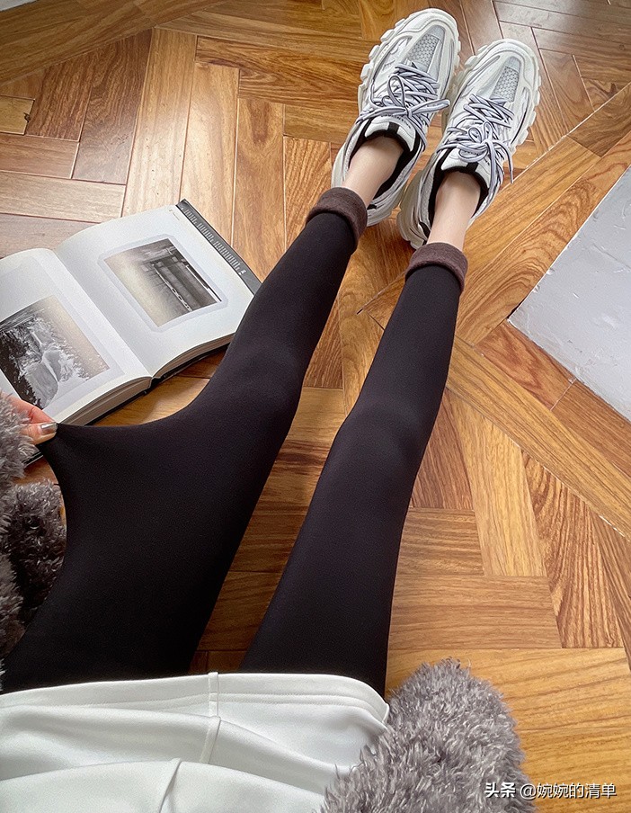 冬季黑色外穿小黑裤显腿瘦,冬天显瘦秘笈光腿神器加绒牛仔裤