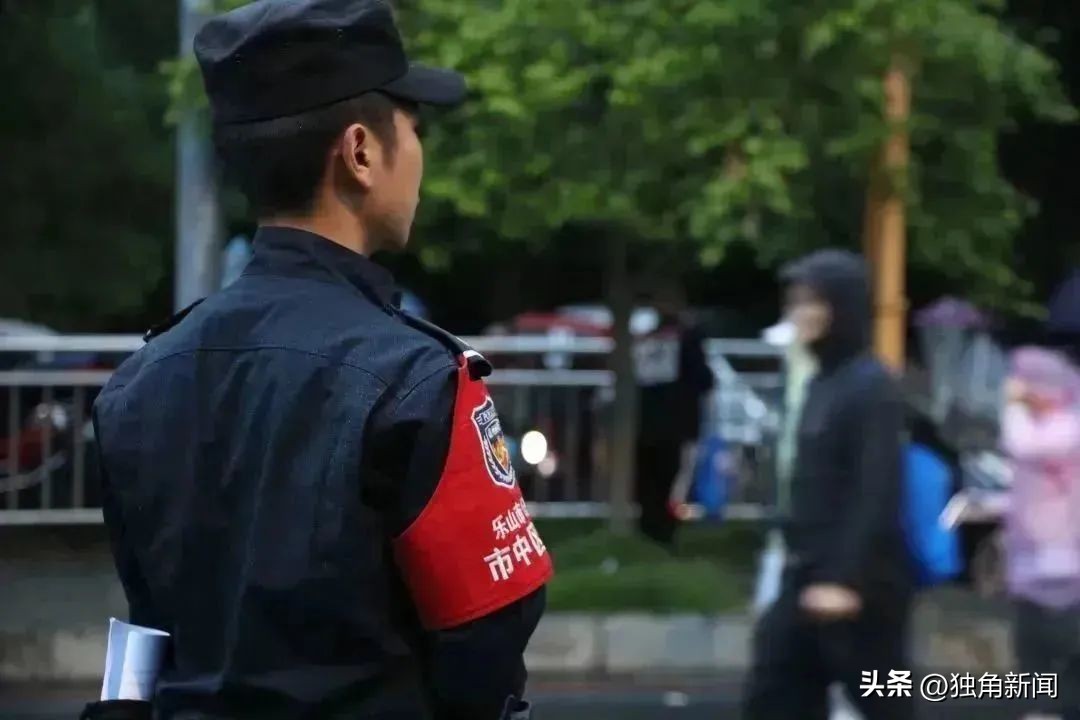 万人激情赛跑马拉松,四川万人马拉松