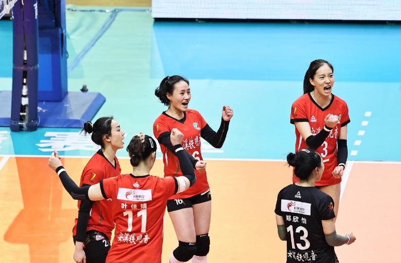 福建女排郑益昕单场38分,福建女排夺冠第一局