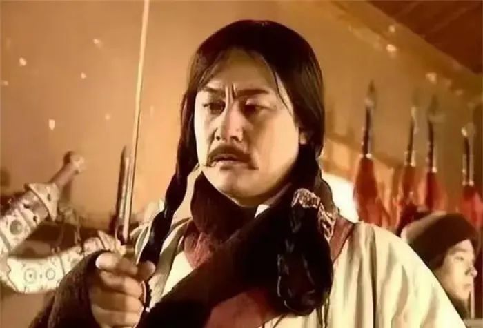 江珊和李洪涛多年重聚深情相拥,李洪涛江珊徐帆同学