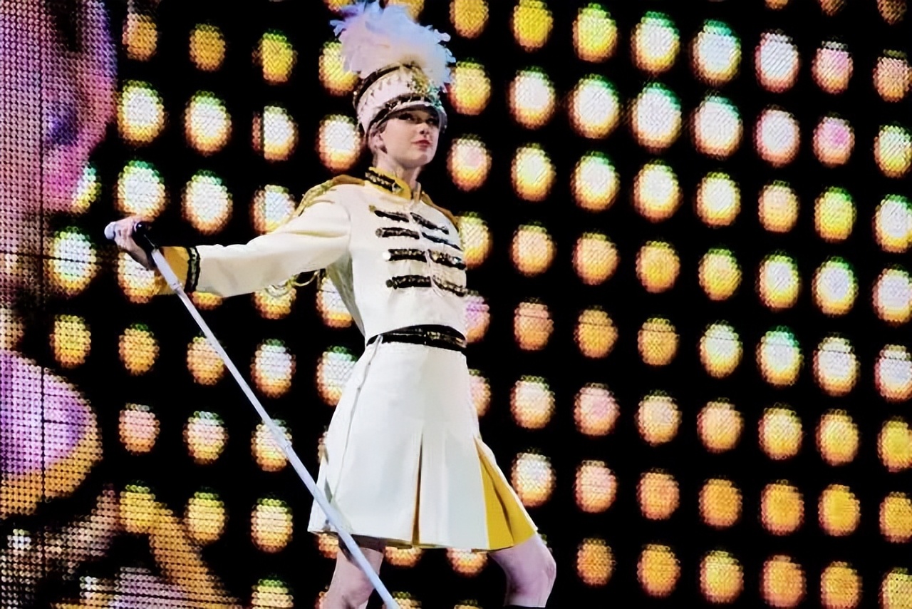 白宫回应霉霉AI照疯传,霉霉演唱会门票最快多久售空