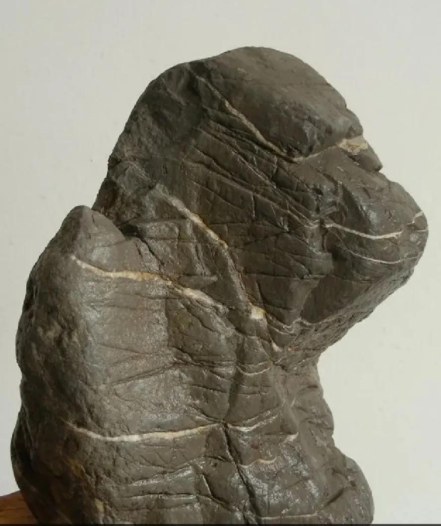 ●这些石头，想跟你私聊