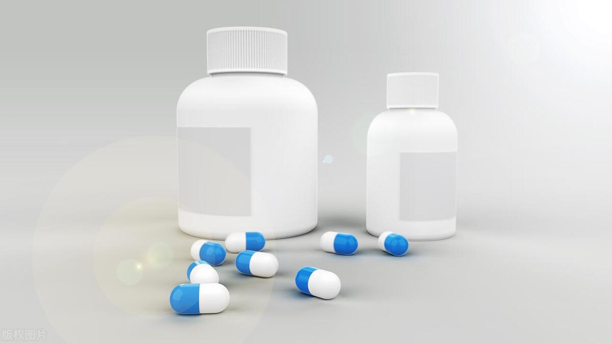 丈夫饭后误服伟哥晕倒:过量用药引发危险,患高血压者需谨慎