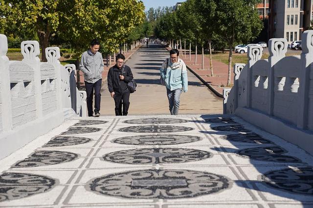 河北工业大学位于哪个城市,河北工业大学是一所什么学校