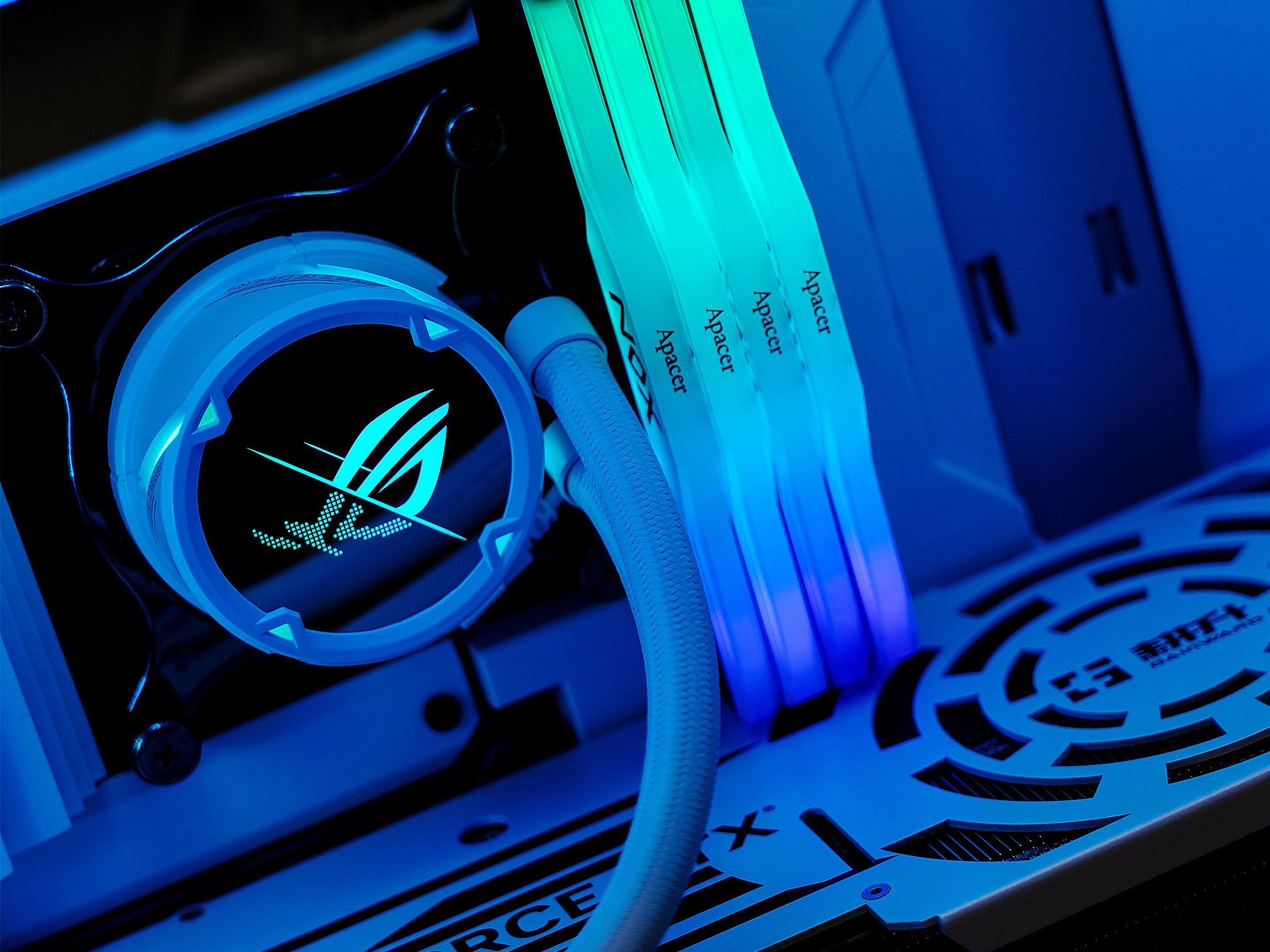 最新装机方式：背插式体验，I7+B760+RTX4070Ti攒台白白的主机