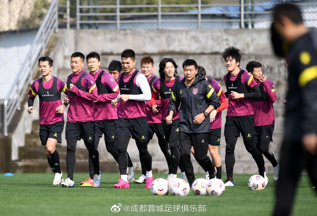 十年重返中超,中超成都蓉城队强势崛起