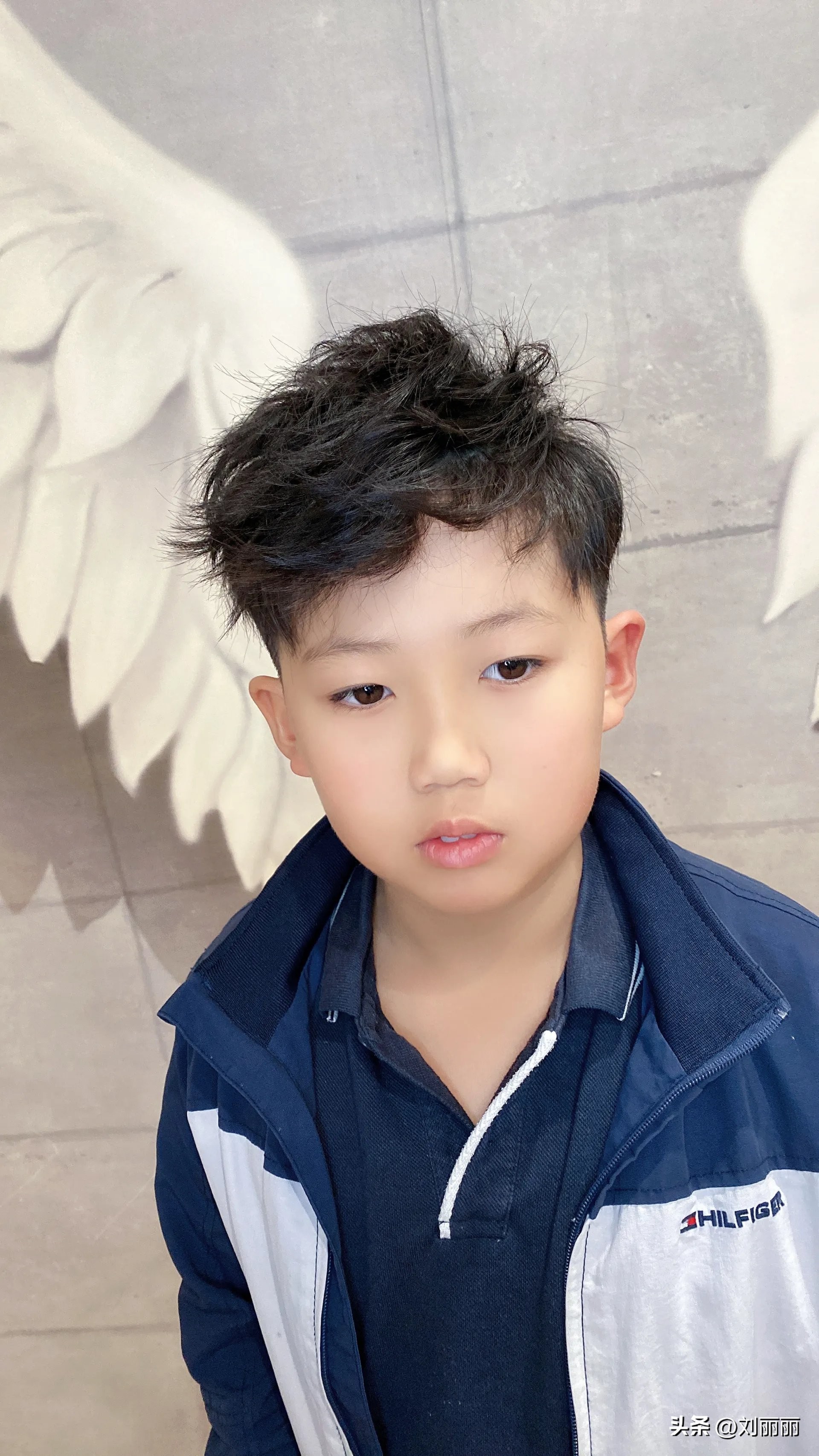 小男孩发型图片帅气寸头,小男孩发型图片帅气潮流休闲