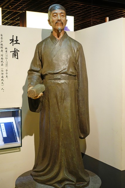 杜甫崇拜李白笔落惊风雨,杜甫独爱李白