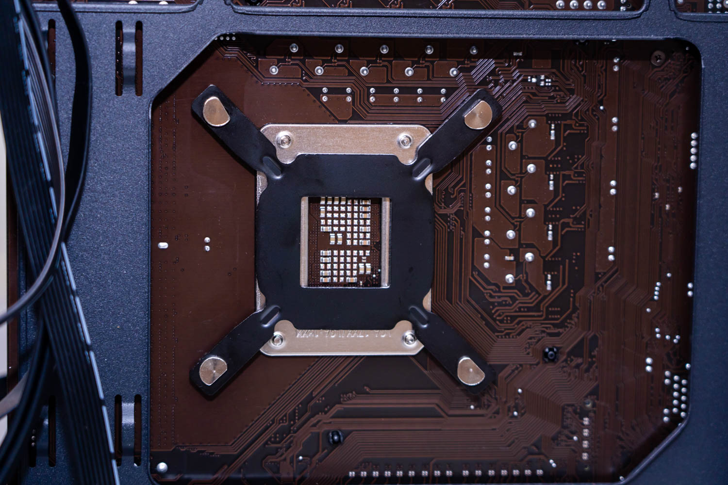 360水冷能压住超频的13600kf吗,压得住超频12700k的360水冷推荐