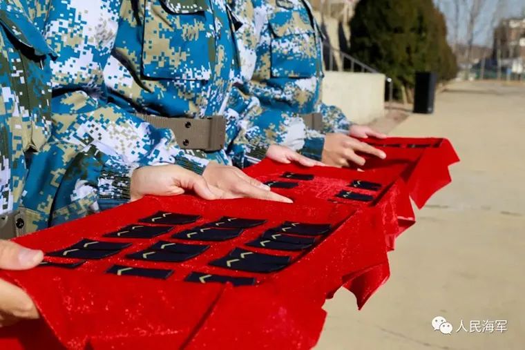 军中勤务兵你真的了解吗,人民解放军现役士兵衔级制度