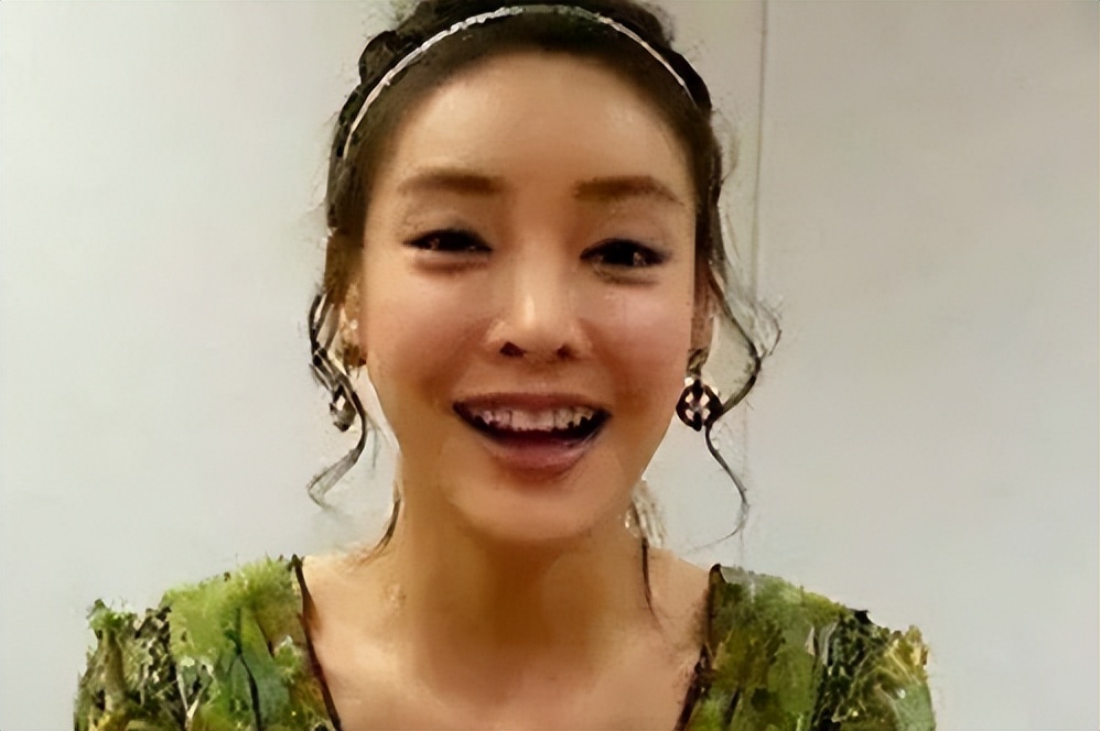 “我不强奸你，你怎么当明星啊！”娱乐圈里的*规则潜**,能有多不堪