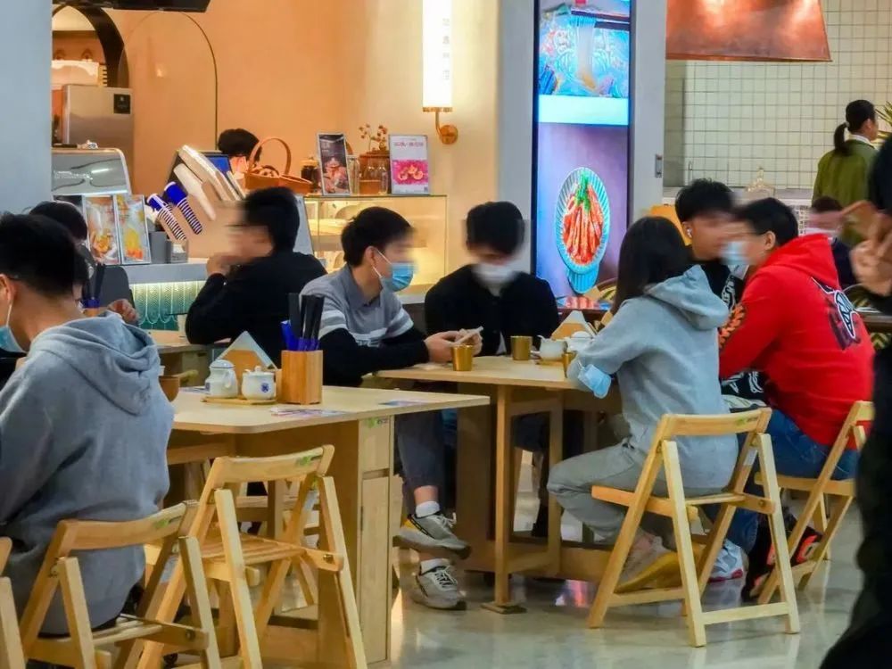 为什么是广州人很自豪,为什么广州是贸易中心