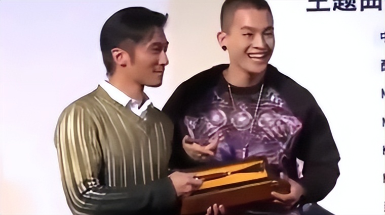 百亿票房影帝欧豪,百亿影帝欧豪