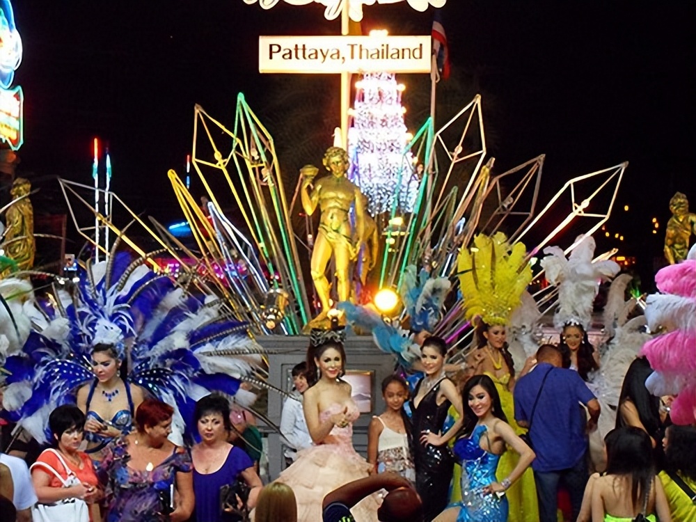 泰国底层人妖生活有多惨？揭秘从事风俗业的泰国人妖真实生活现状