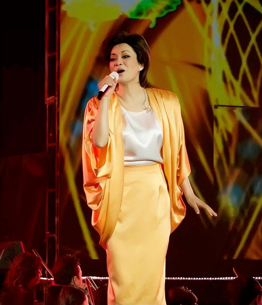 毛阿敏为什么没有见丈夫最后一面 (毛阿敏走出失去丈夫的阴影吗)