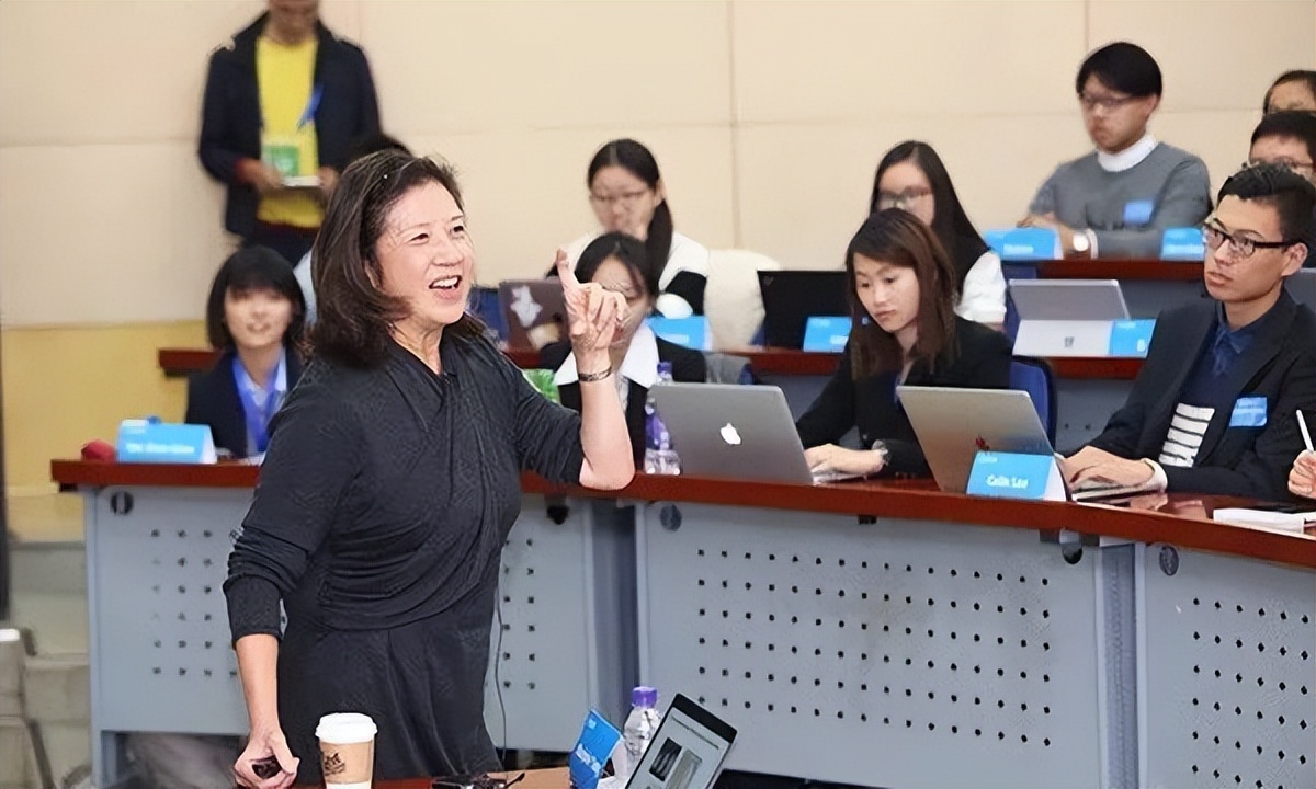 “棉花公主”杨敏德：溢达纺织就是用*疆新**棉，美国人爱买不买