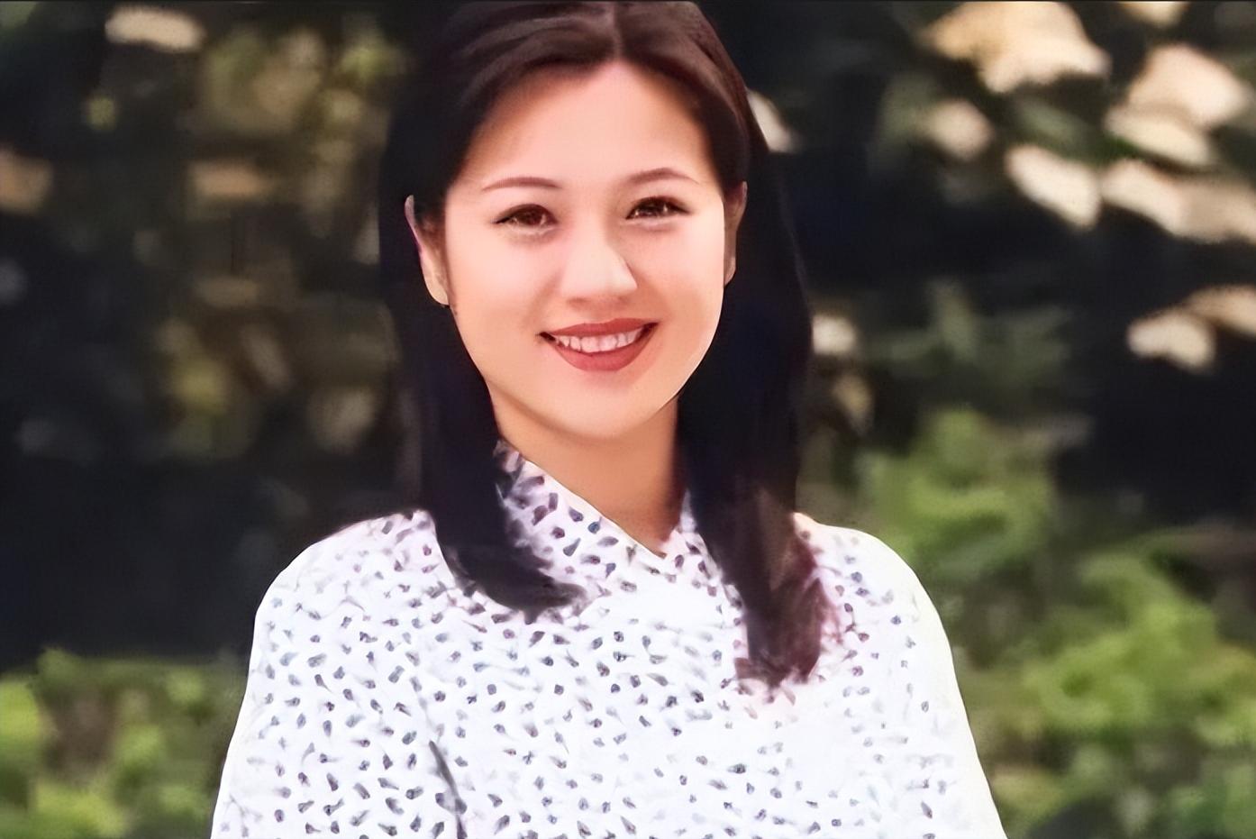 已经退休的12位央视著名主持人,已经退休的12位央视主持人