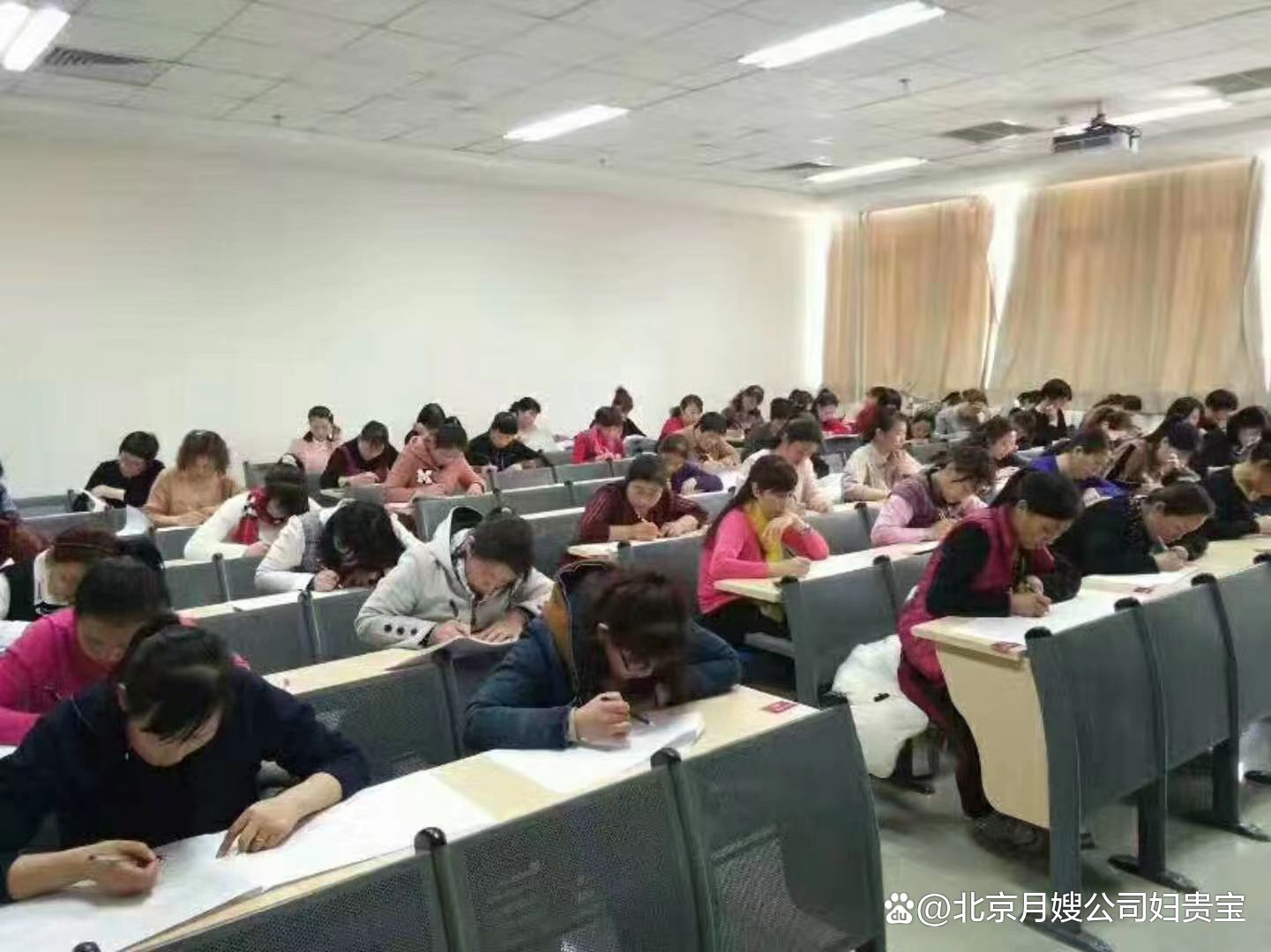 北京家政公司招聘住家保姆,北京前十名家政公司排行榜