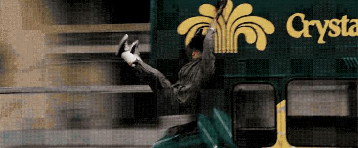 87岁开山鼻祖去世！那个拿命搏的港片时代，捧出的都是巨星