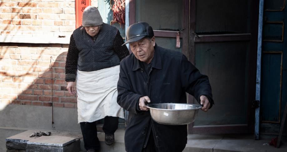 妻子让丈夫打欠条后续,妻子欠款要求老公打欠条能成立吗