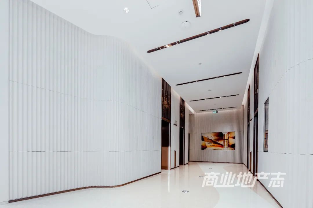 CRR百图斩｜定位重奢的福州万象城开业，榕城商业能级跨上新台阶