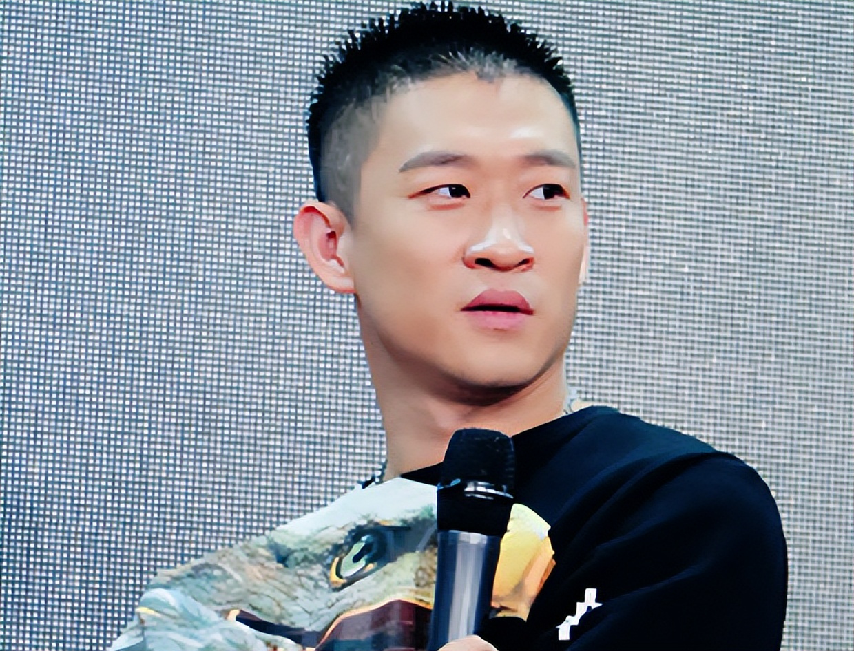 郭德纲曹云金10年再见面,十年后曹云金和郭德纲谁更强